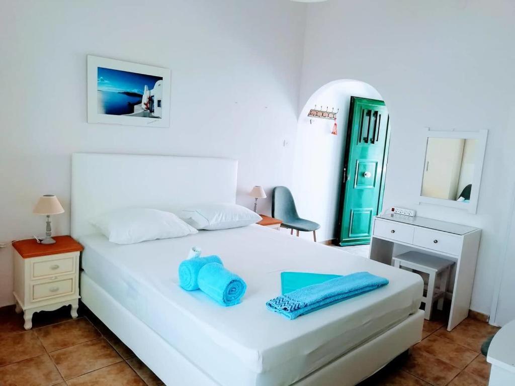 Logaras Seaview Apartment Екстериор снимка